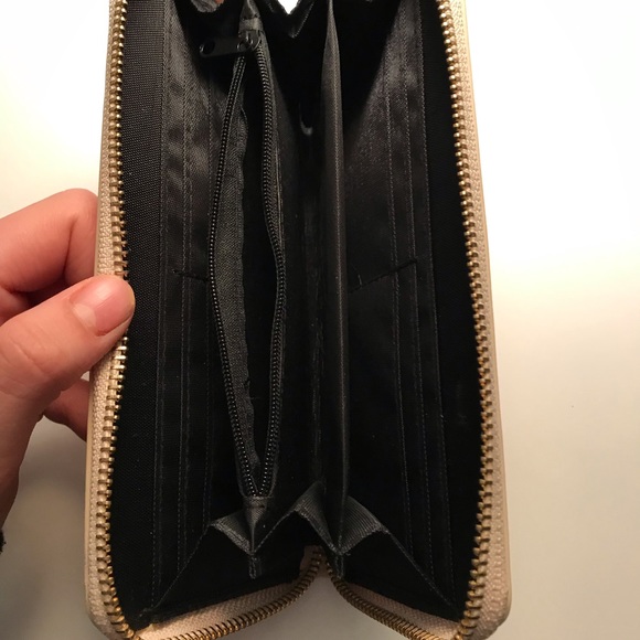 Wallet - Picture 3 of 3